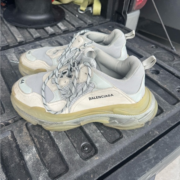 Balenciaga Light Gray and White Sneakers - Picture 1 of 4